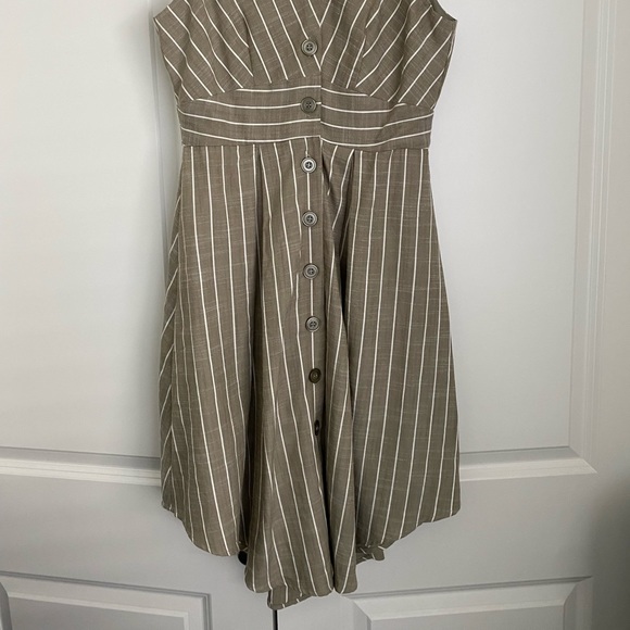 Cleo olive sundress - Picture 2 of 3